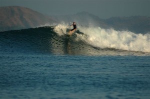 Surfing Lombok Inside Ekas